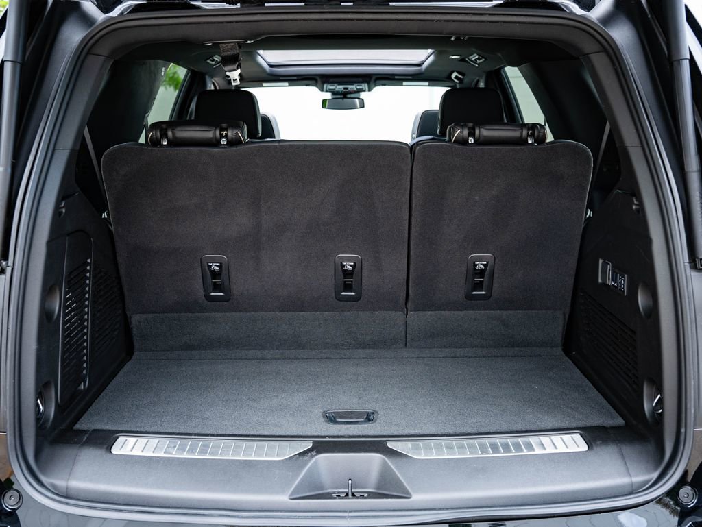 Used 2025 Chevrolet Tahoe Premier image 21