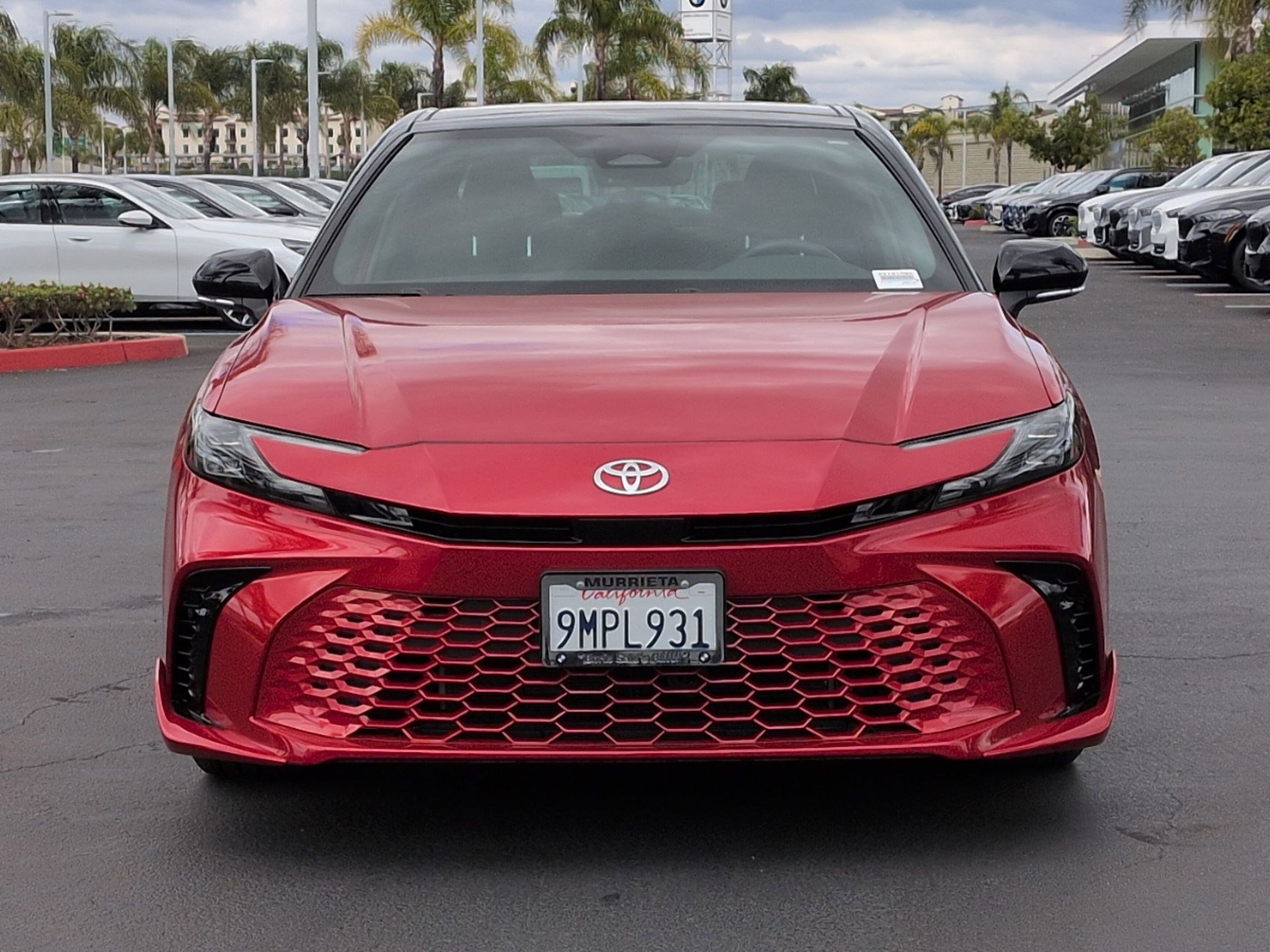 Used 2025 Toyota Camry XSE FWD image 3
