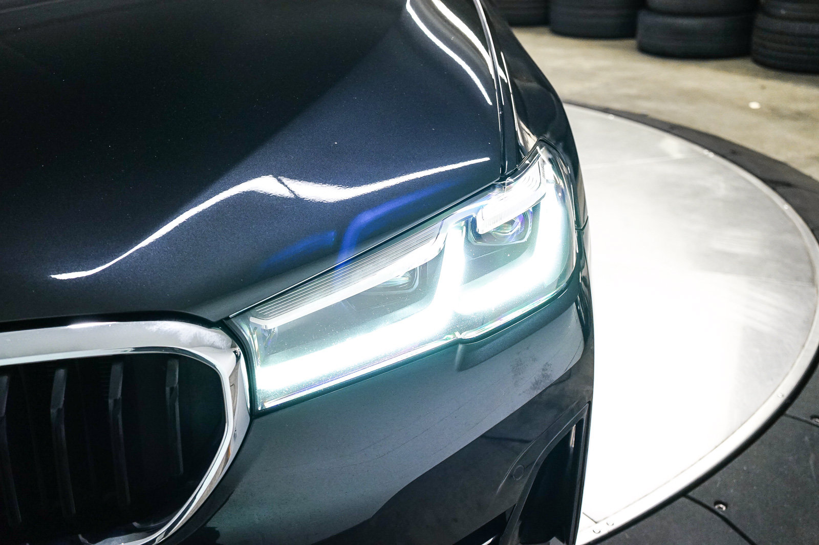 Certified 2023 BMW 540i w/ Premium Package RWD image 9