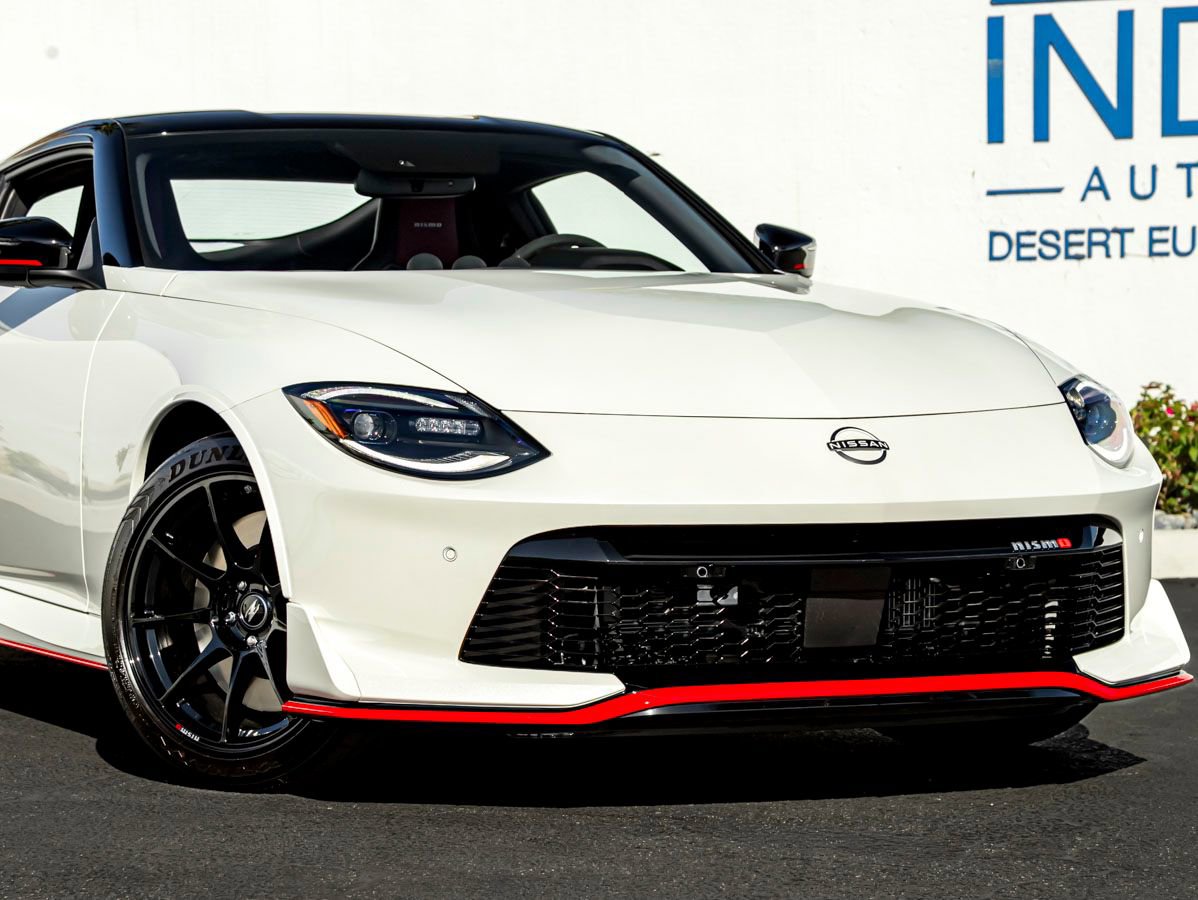 Used 2026 Nissan Z NISMO w/ Floor Mat Package RWD image 6