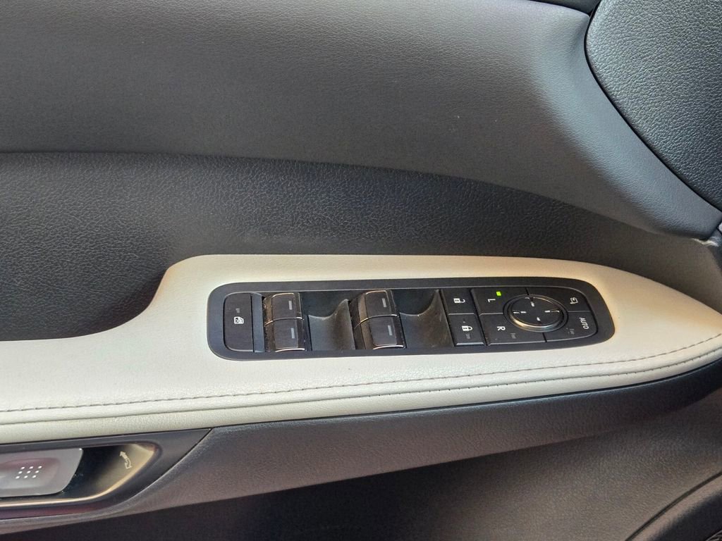 Used 2023 Lexus RX 350 w/ Cold Area Package AWD/4WD image 30