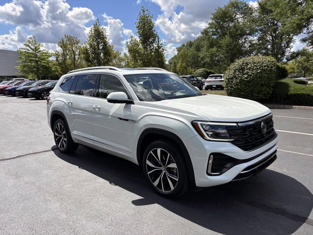 Used 2024 Volkswagen Atlas SEL Premium R-Line
