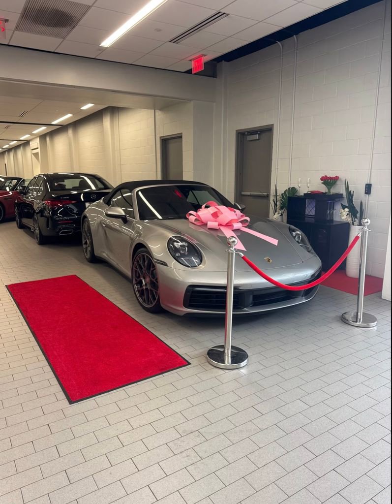 Used 2020 Porsche 911 Carrera image 6