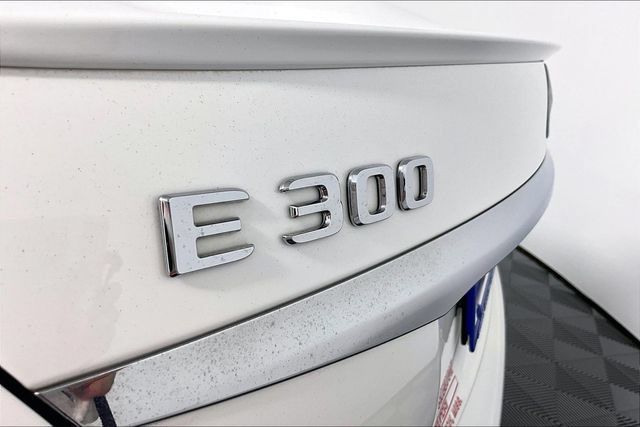 Used 2018 Mercedes-Benz E 300 w/ Premium 3 Package image 15