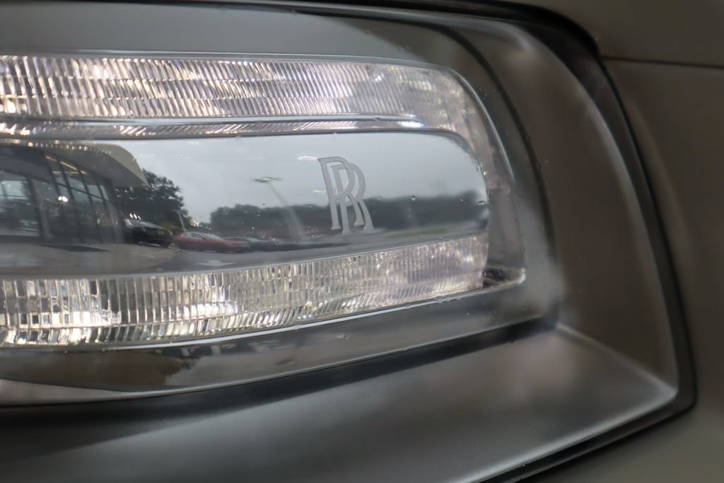 Used 2016 Rolls-Royce Wraith RWD image 12