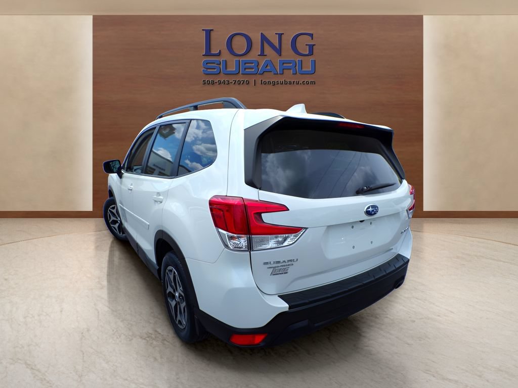 Used 2020 Subaru Forester Premium AWD/4WD image 14