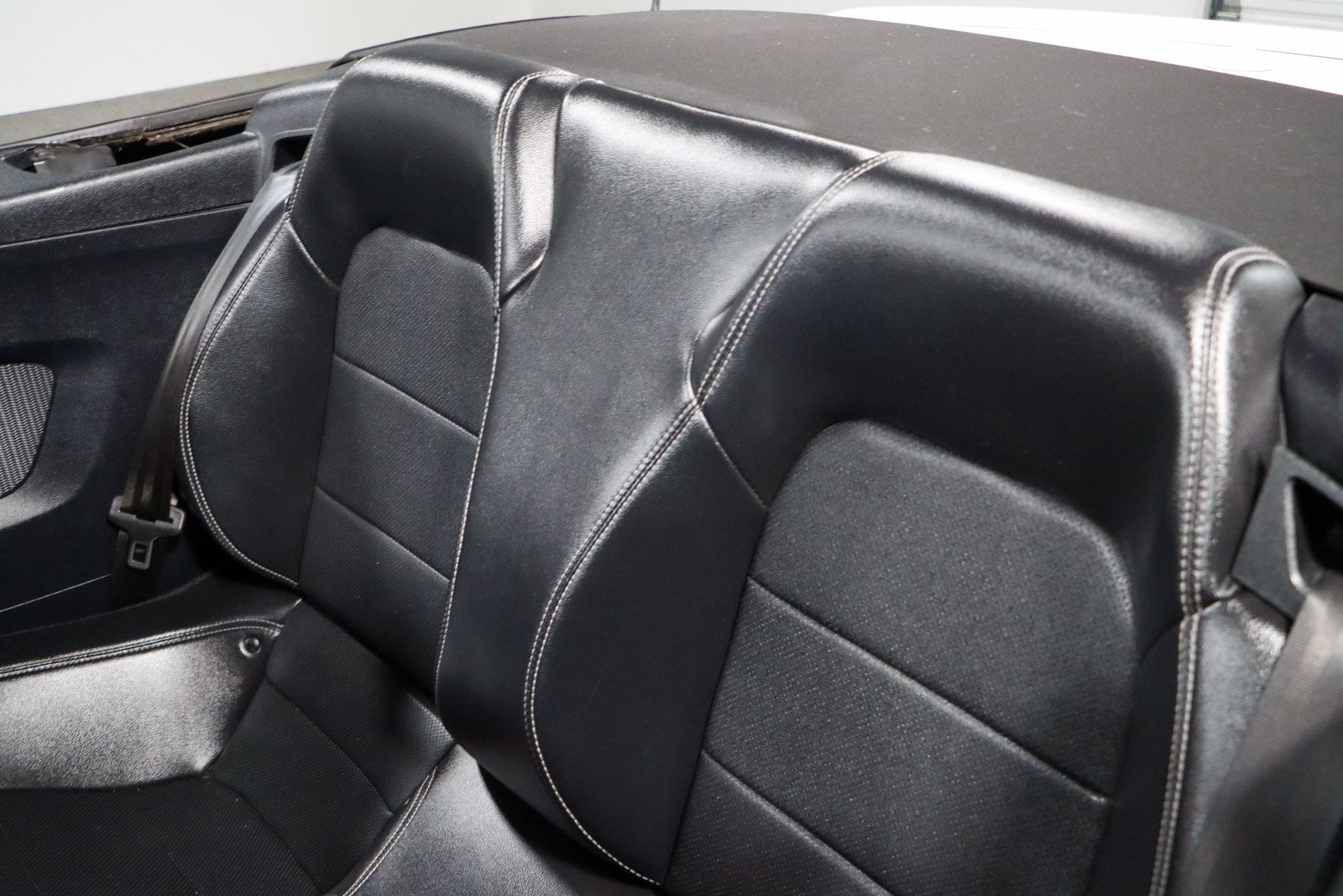 Used 2020 Ford Mustang Premium image 23