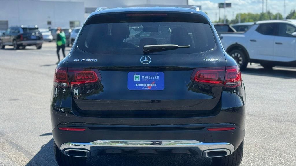 Used 2022 Mercedes-Benz GLC 300 4MATIC image 3