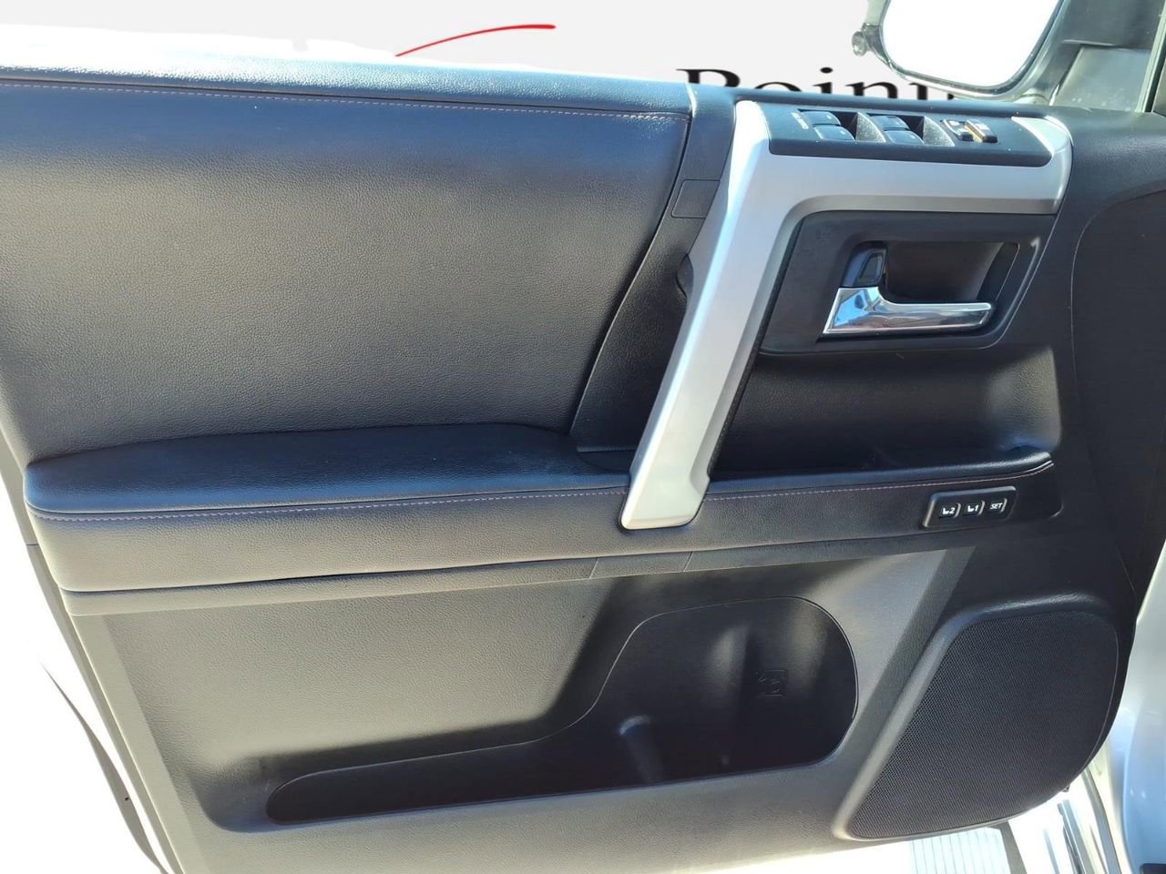 Used 2019 Toyota 4Runner Limited AWD/4WD image 13