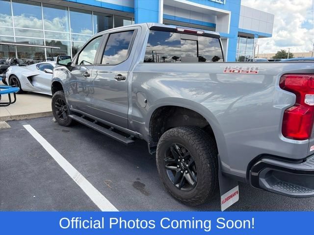 Used 2021 Chevrolet Silverado 1500 LT Trail Boss w/ Convenience Package II AWD/4WD image 3