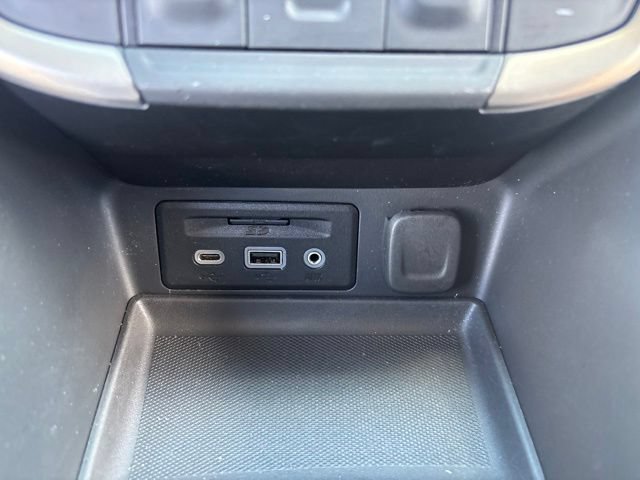 Used 2024 GMC Terrain Denali w/ Denali Premium Package AWD/4WD image 38