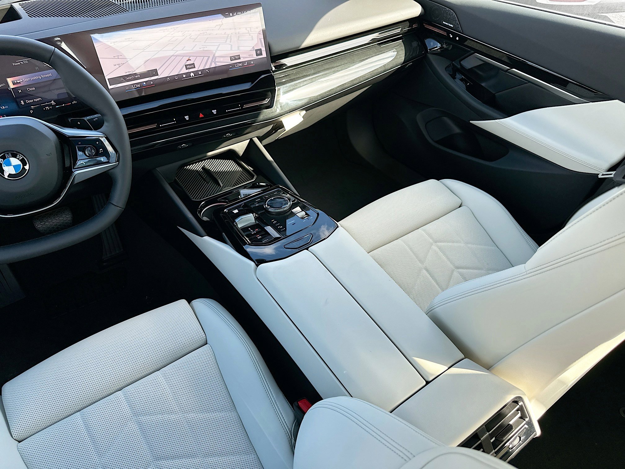 New 2026 BMW 530i w/ Premium Package image 18