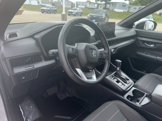 Used 2026 Honda CR-V TrailSport image 25