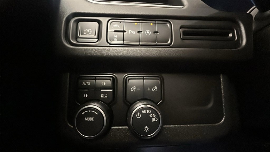 Used 2023 Chevrolet Tahoe LT image 18