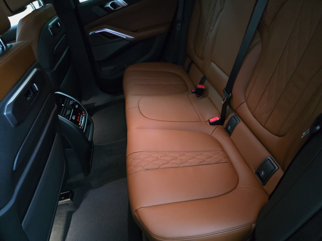 New 2027 BMW X6 M60i AWD/4WD image 14