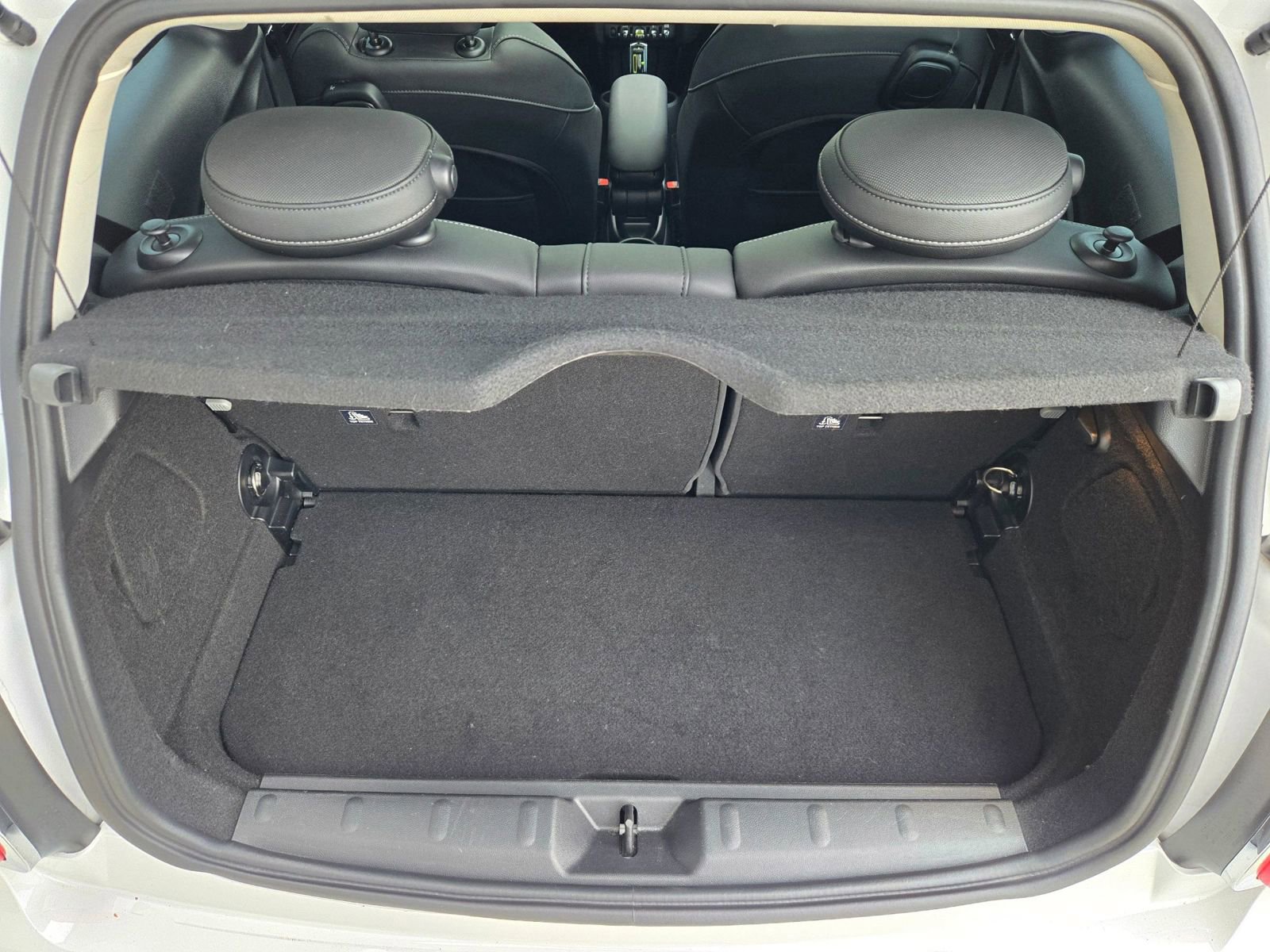 Used 2024 MINI Cooper SE image 18