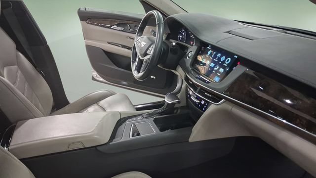 Used 2018 Cadillac CT6 Luxury AWD/4WD image 12