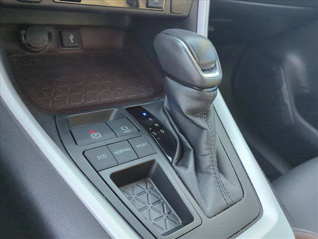 Certified 2021 Toyota RAV4 Limited FWD image 22