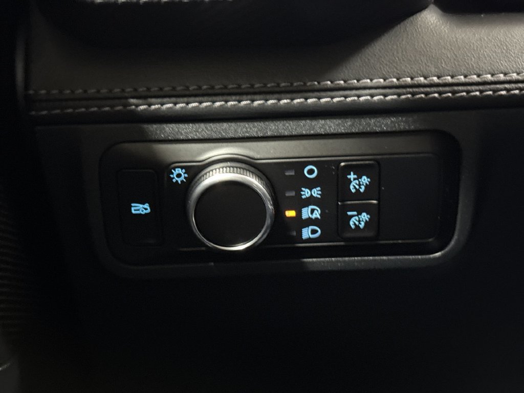 Used 2025 Ford Mustang GT Premium RWD image 18