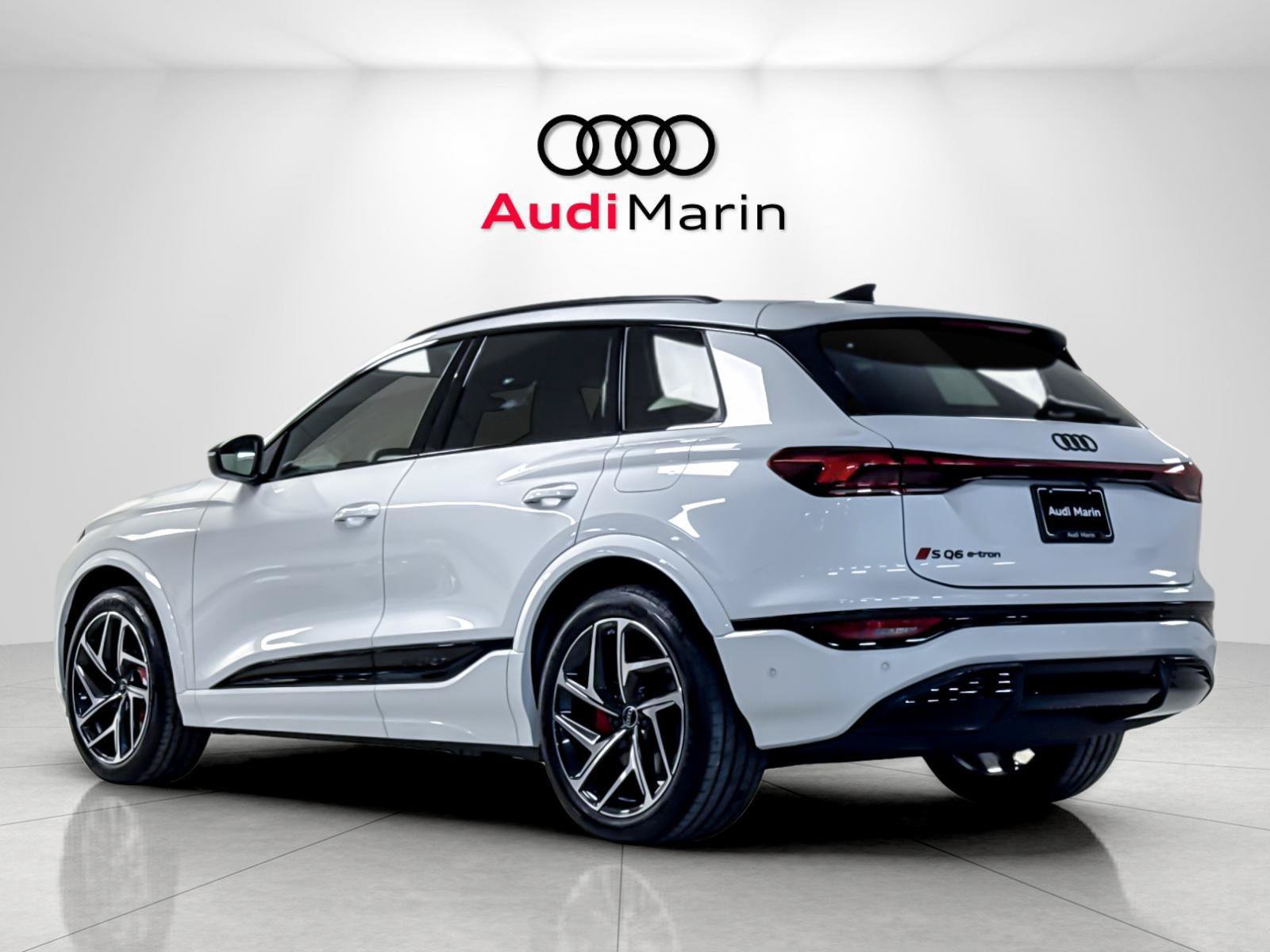 New 2027 Audi SQ6 e-tron Premium Plus AWD/4WD image 3