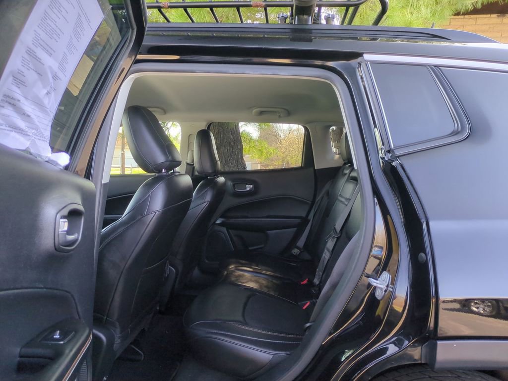 Used 2018 Jeep Compass Latitude AWD/4WD image 15