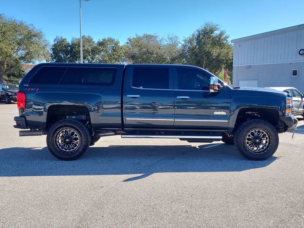 Used 2018 Chevrolet Silverado 2500 High Country w/ Duramax Plus Package image 10