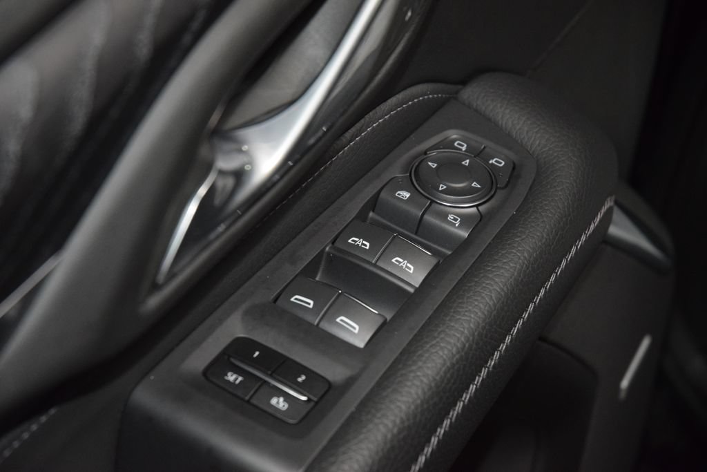 Used 2024 GMC Yukon XL Denali AWD/4WD image 50