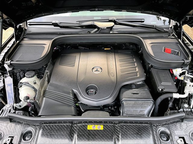 New 2027 Mercedes-Benz GLS 450 4MATIC image 13
