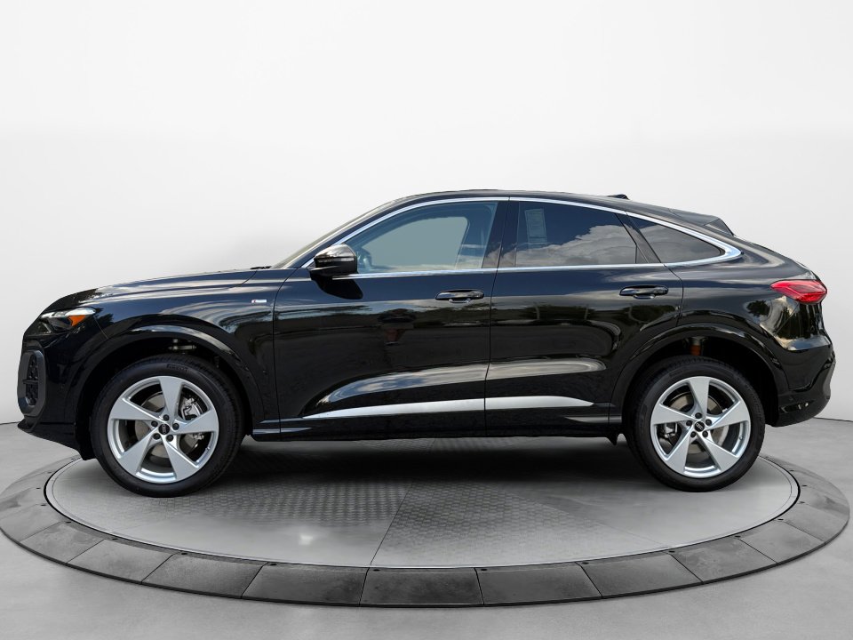 New 2025 Audi Q5 Premium Plus image 3