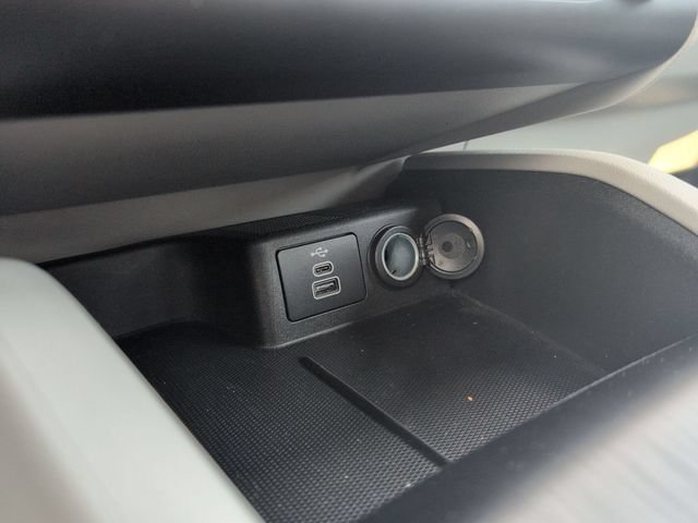 Used 2025 Ford Escape Active w/ Cold Weather Package AWD/4WD image 29