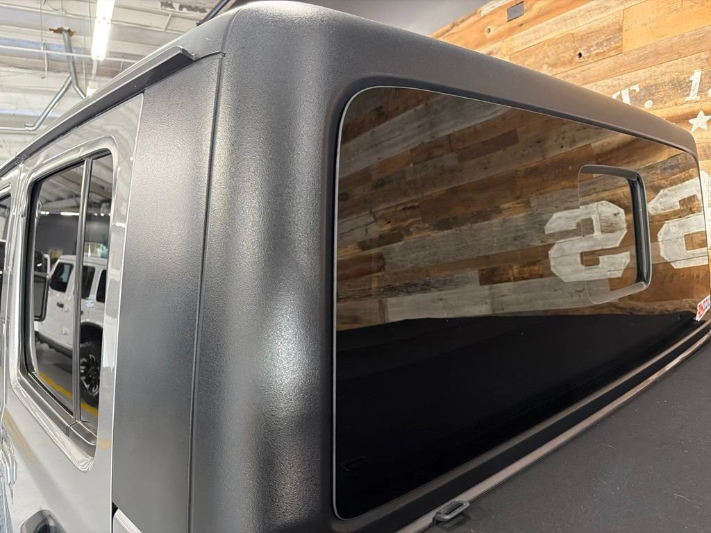 Used 2020 Jeep Gladiator Rubicon w/ Uconnect 4C Nav & Sound Group AWD/4WD image 24