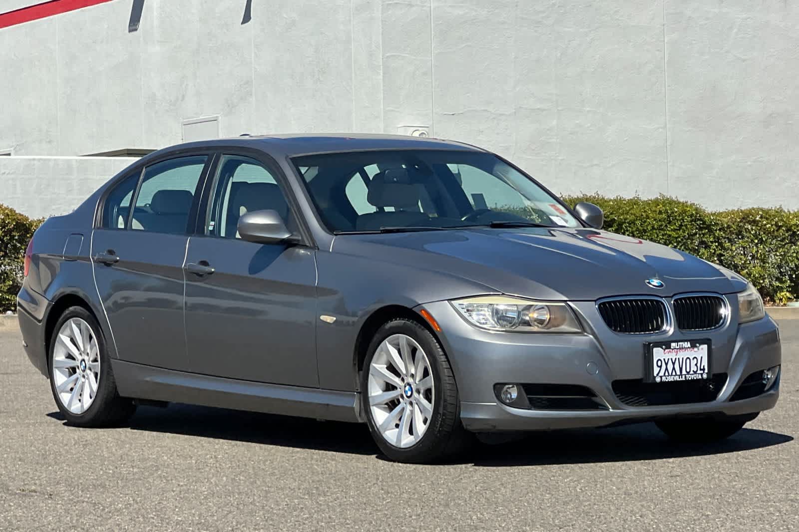 Used 2011 BMW 328i Sedan RWD image 5