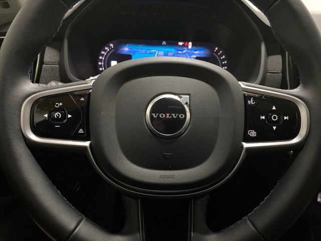 Used 2025 Volvo XC90 B6 Plus AWD/4WD image 43