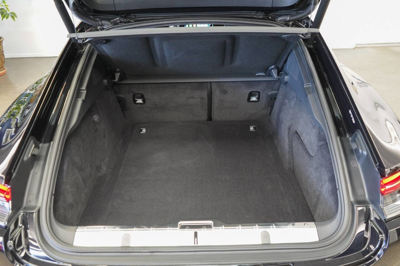 Used 2023 Porsche Panamera Turbo S image 81