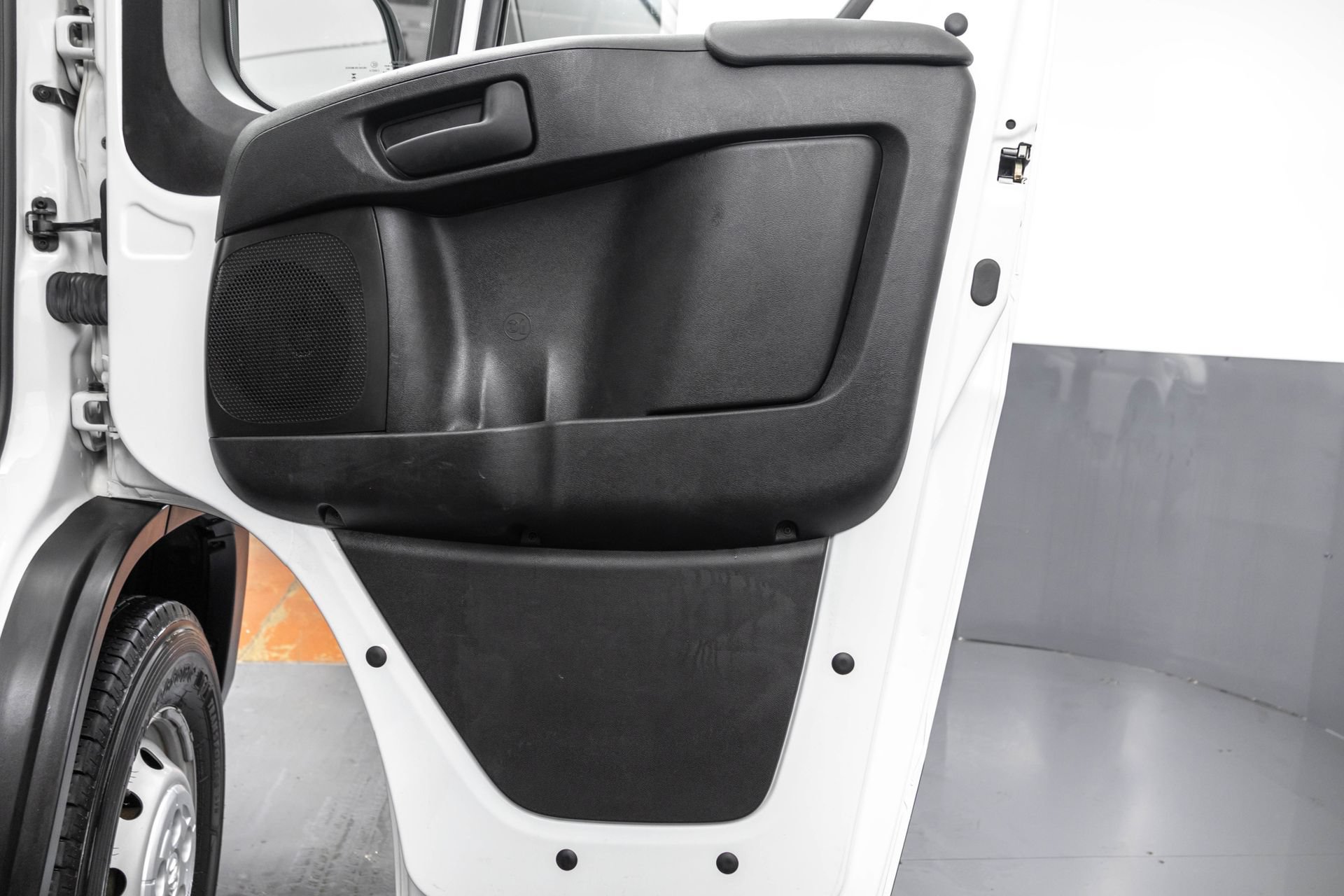 Used 2023 RAM ProMaster 2500 FWD image 38
