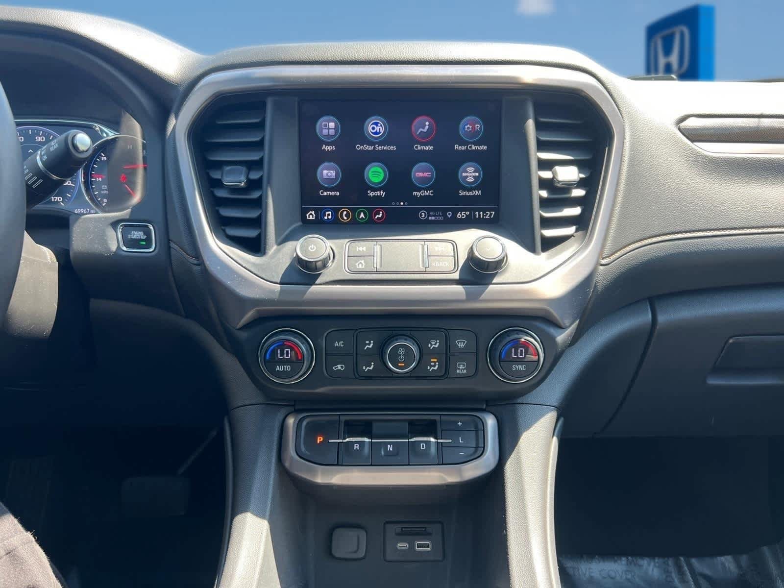 Used 2022 GMC Acadia AT4 w/ Technology Package AWD/4WD image 25