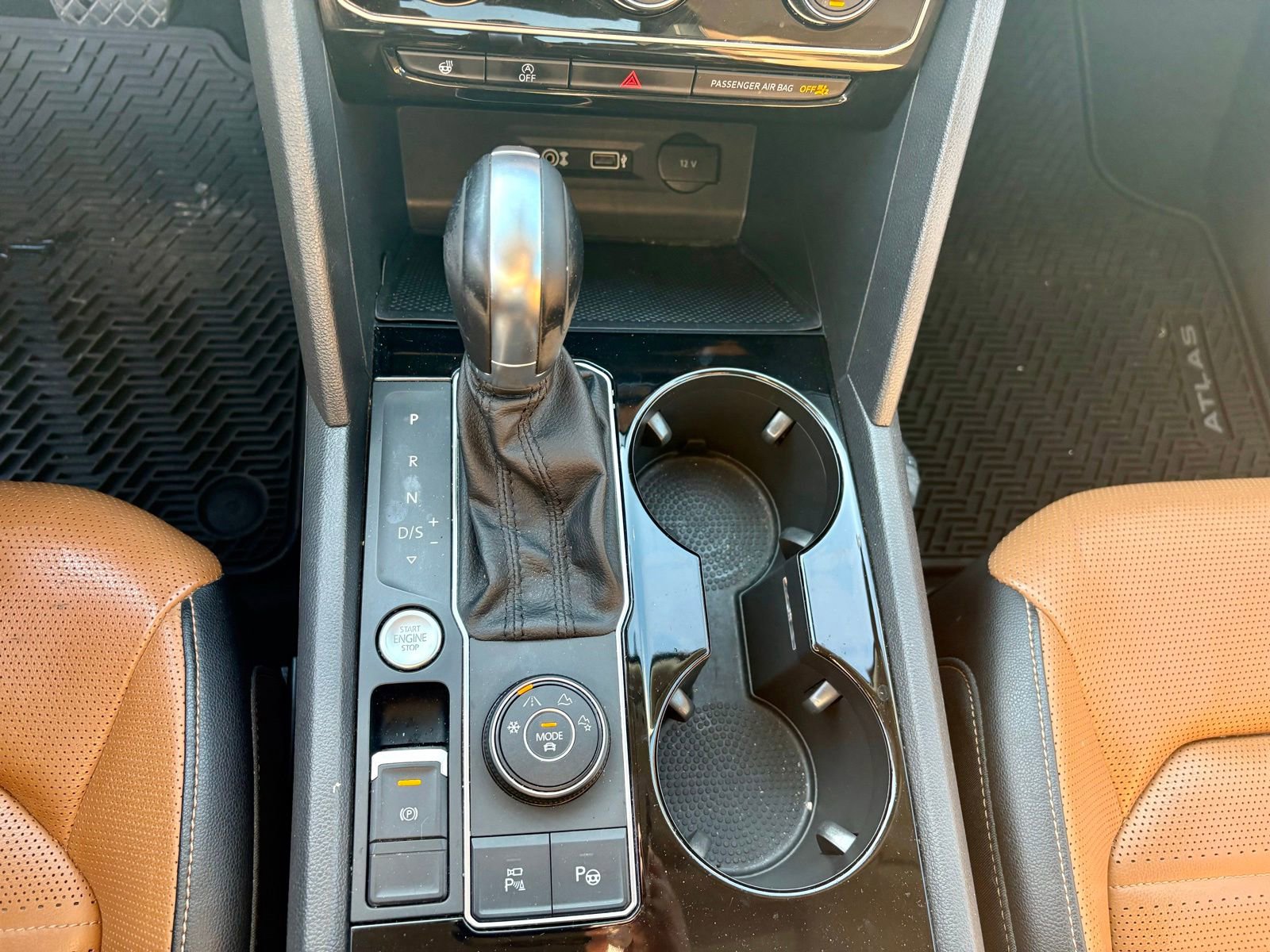 Used 2019 Volkswagen Atlas SEL Premium AWD/4WD image 19