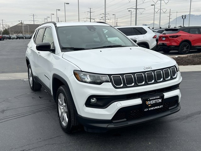 Used 2022 Jeep Compass Latitude image 29