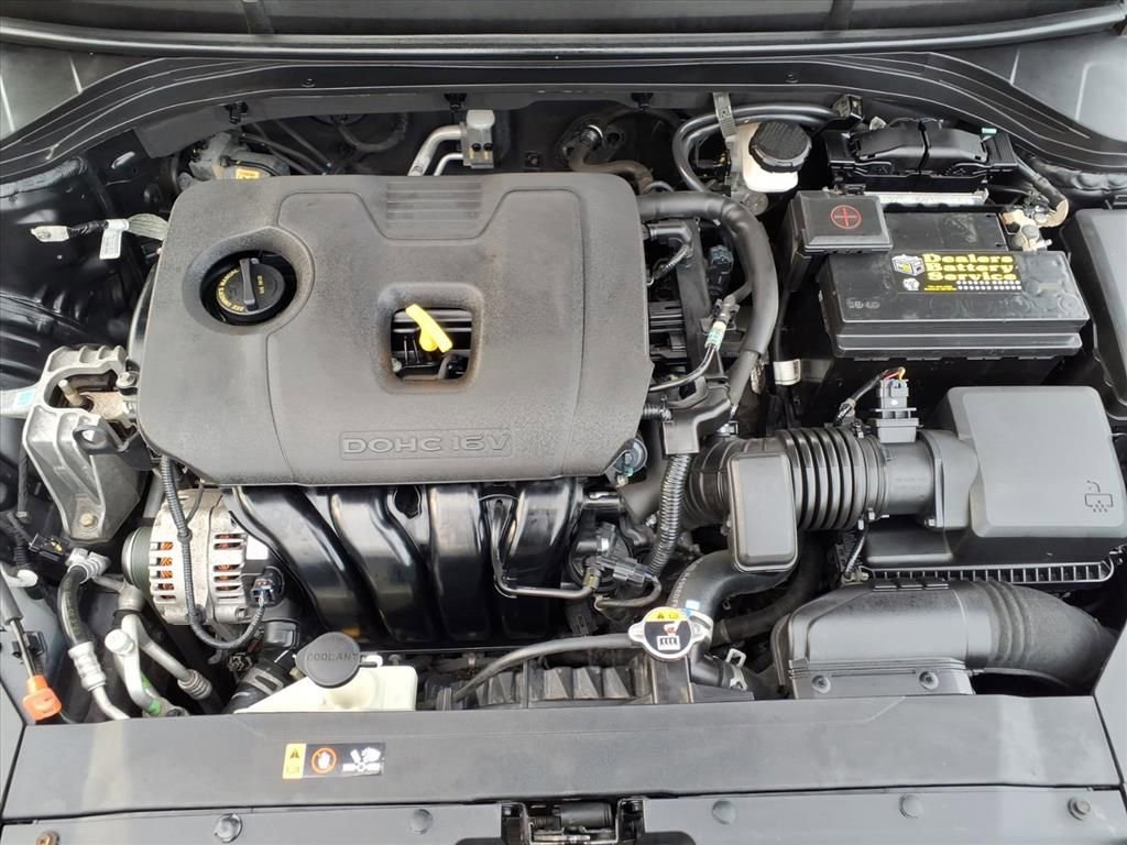 Used 2020 Hyundai Elantra SE w/ Cargo Package (C1) image 31