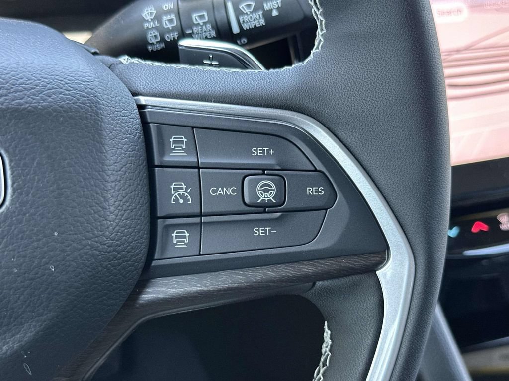 New 2026 Jeep Grand Cherokee Limited AWD/4WD image 23