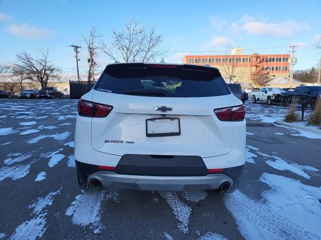 Used 2022 Chevrolet Blazer LT w/ Midnight/Sport Edition image 4