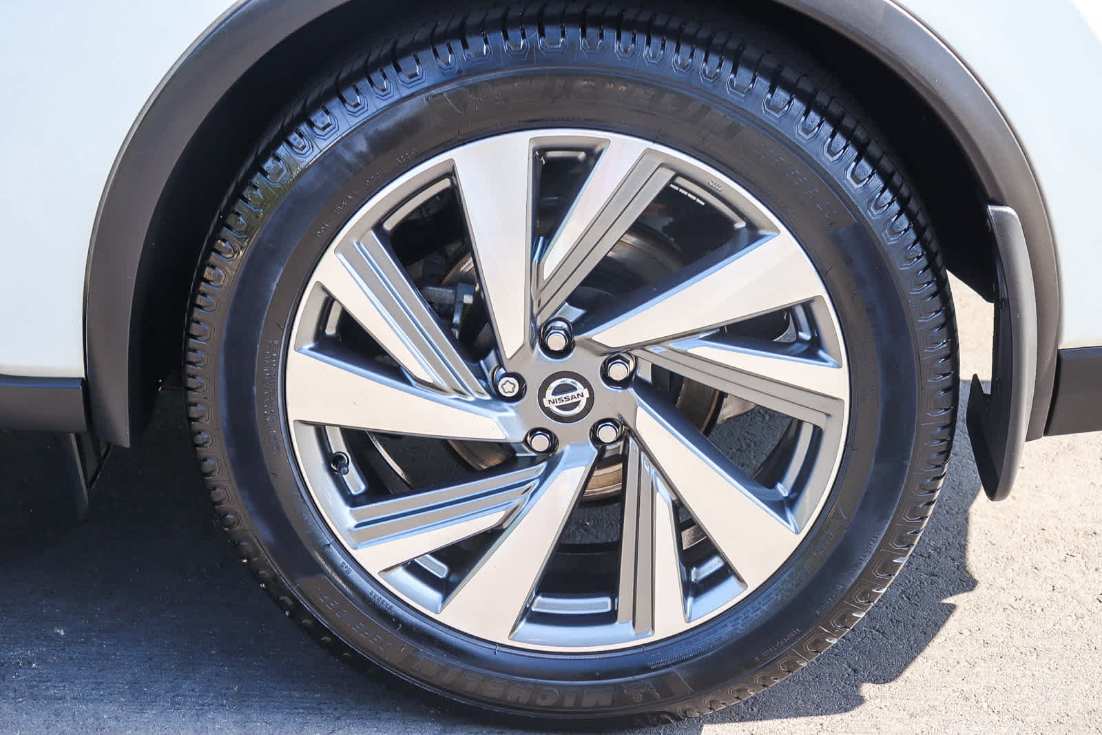 Used 2019 Nissan Murano SL w/ SL Technology Package FWD image 12
