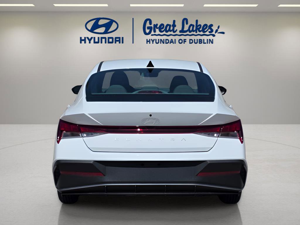 New 2026 Hyundai Elantra SE FWD image 4