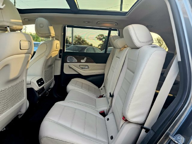 Certified 2020 Mercedes-Benz GLS 450 4MATIC image 23