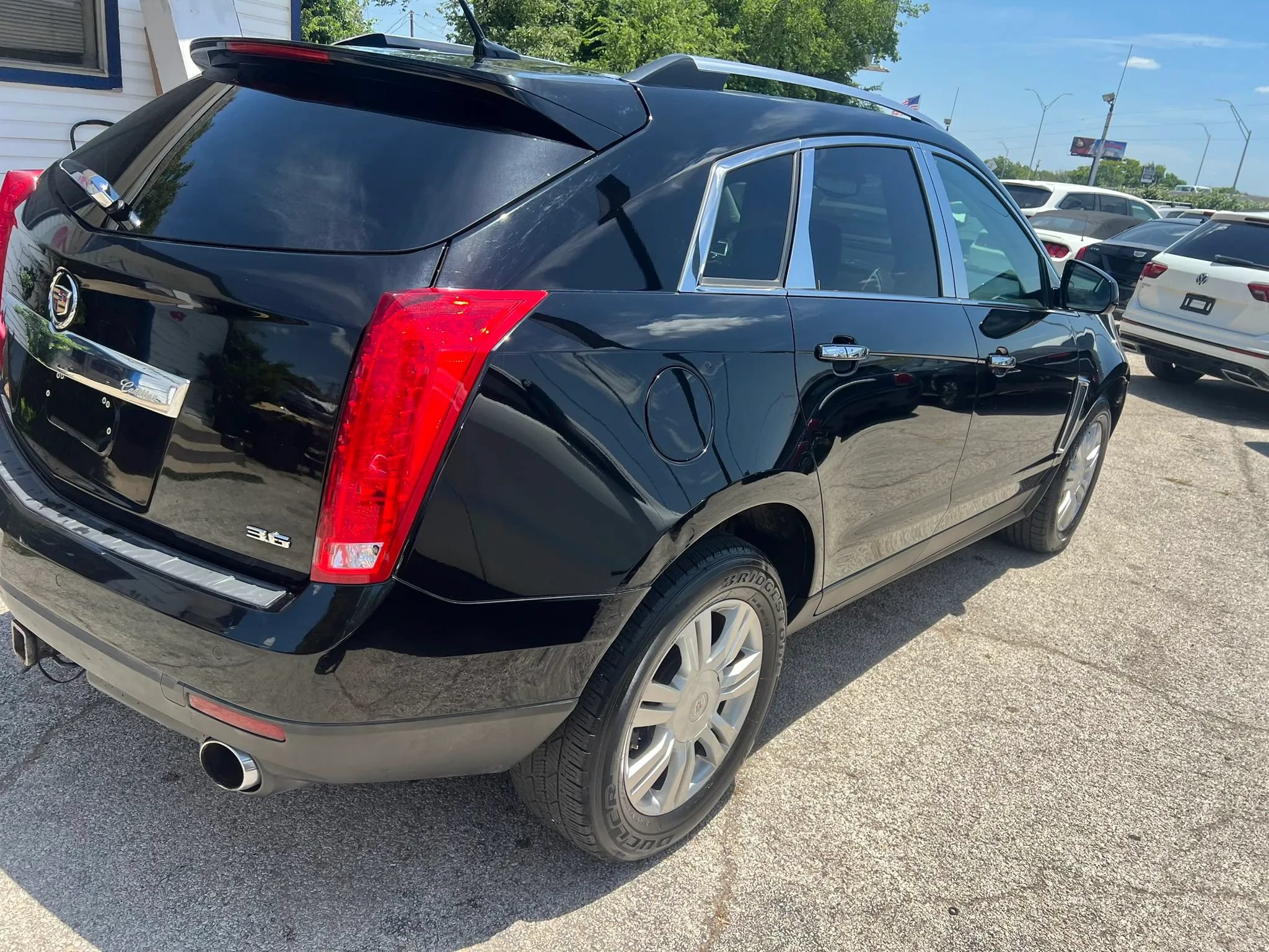 Used 2014 Cadillac SRX Luxury AWD/4WD image 4