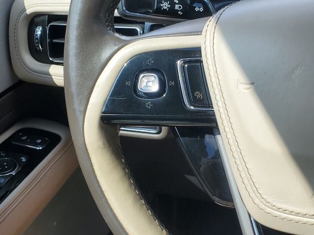 Used 2020 Lincoln Aviator Reserve w/ Equipment Group 202A AWD/4WD image 12