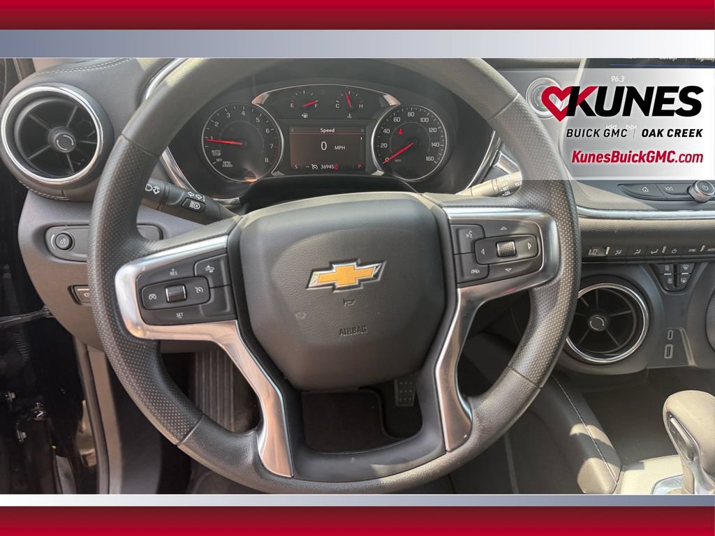 Used 2025 Chevrolet Blazer LT FWD image 15