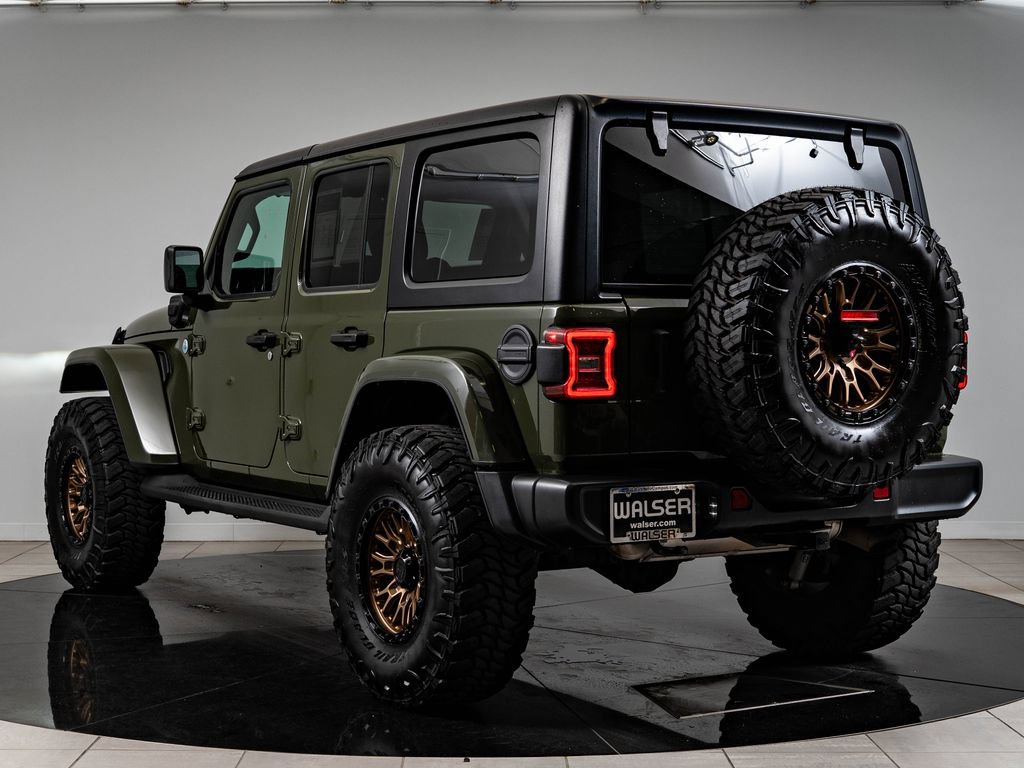 Used 2021 Jeep Wrangler Unlimited Sahara AWD/4WD image 6