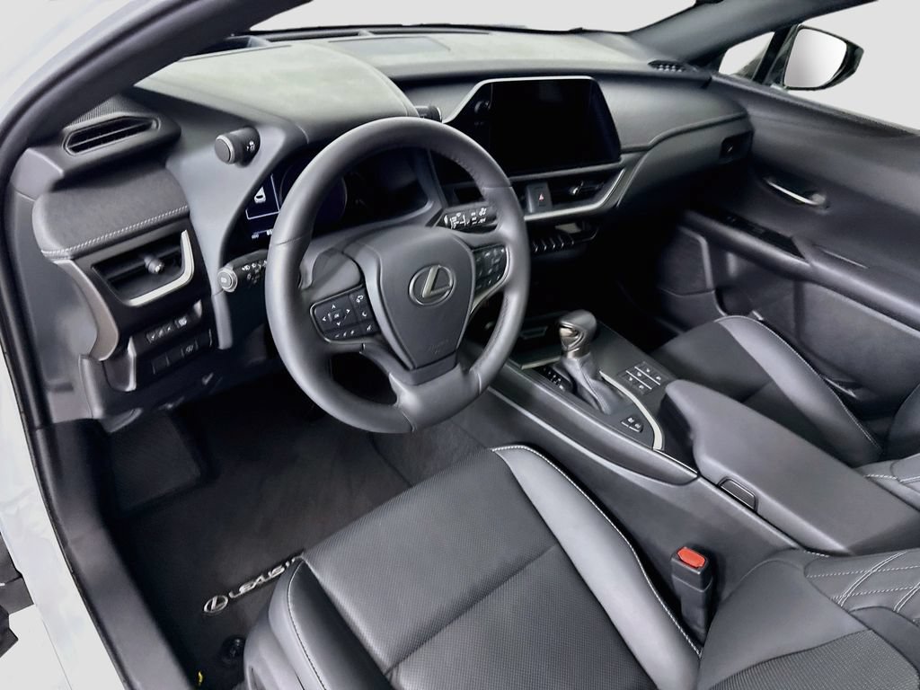 Used 2024 Lexus UX 250h F Sport FWD image 9