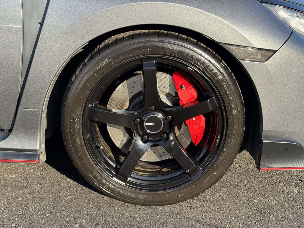 Used 2017 Honda Civic Type R image 26